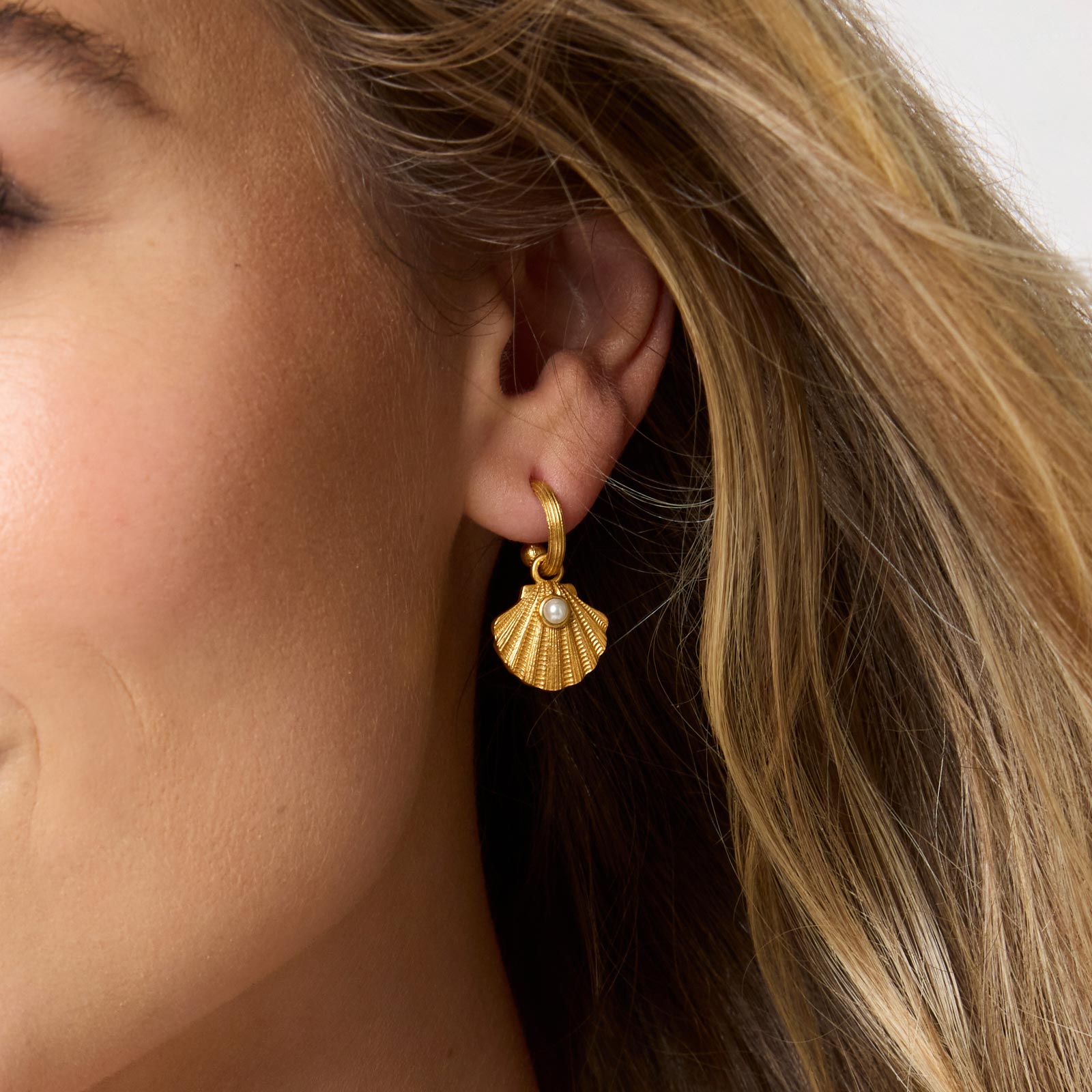Sanibel Shell Hoop & Charm Earring
